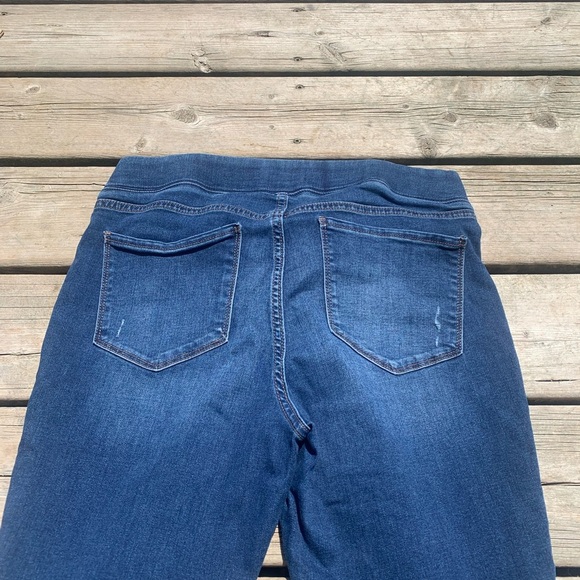 Old Navy Rockstar Mid-Rise Distressed Jeggings/Jeans - Blue - Women's Size 12 - Picture 5 of 9